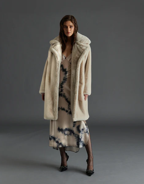 Coats For A Winter Wedding